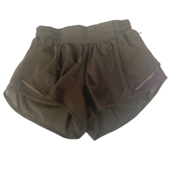 LULULEMON I Shorts Hotty Hot Size 2 - Picture 1 of 12